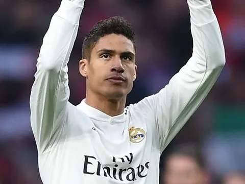 Bị chỉ trích sau trận thua Spurs, Real dùng quá khứ để xoa dịu NHM