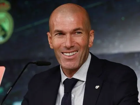 Real Madrid: Cờ đến tay rồi thì phất thôi!