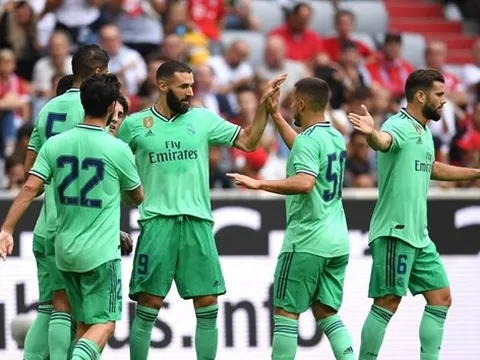 Tỏa sáng với cú hat-trick, "Mèo lười" xoa dịu sự phẫn nộ đến từ CĐV