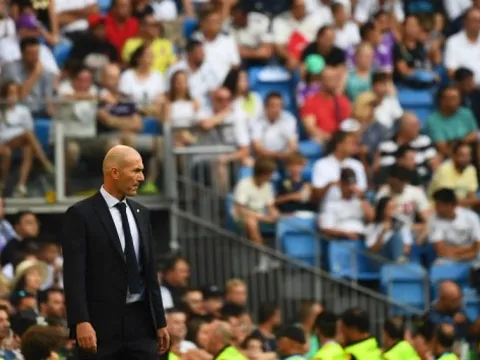Real Madrid ra "tối hậu thư" cho Zidane vào tháng 9