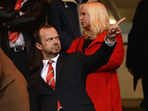 Man Utd tính mua 'hàng thải' Juve: Vui thôi đừng vui quá, Ed Woodward!