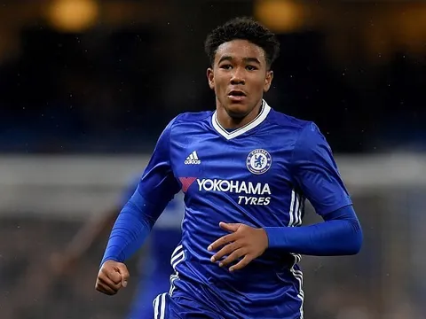 Một khi Reece James trở lại, đây là tương lai của Azpilicueta