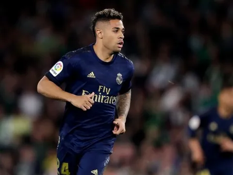Gõ cửa Real Madrid, CLB thành London muốn thâu tóm "truyền nhân Ronaldo"