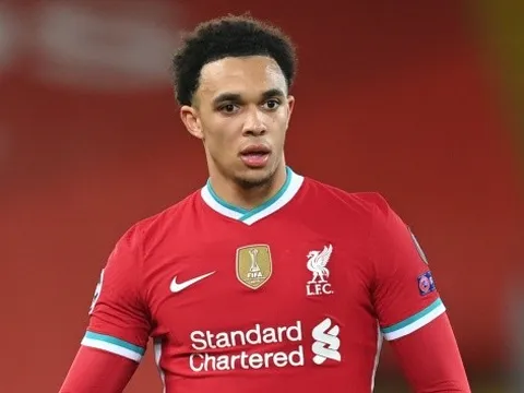 Ian Wright chỉ ra điều đáng lo với Trent Alexander-Arnold