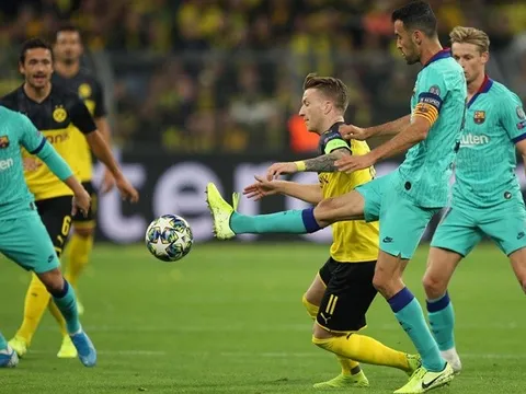 Ter Stegen hóa "thần", Barca may mắn có điểm rời Signal Iduna Park