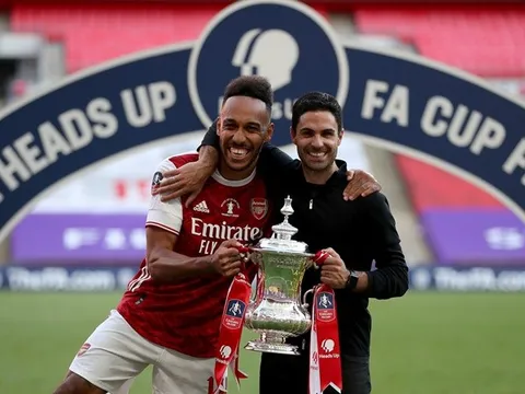 Rio Ferdinand: 'Điều đó báo hiệu rằng Aubameyang sẽ ra đi'