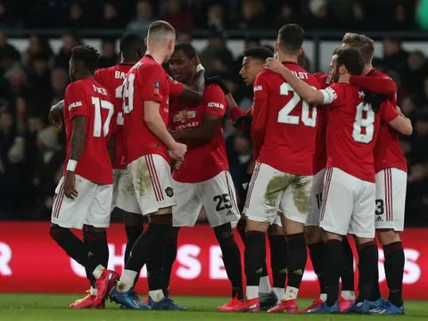 Rio Ferdinand khen nức nở 1 cái tên của Man Utd sau trận thắng Derby County
