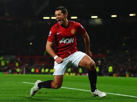 Ferdinand đăng đàn, tiết lộ điều 'điên rồ' khi Man Utd mua Chicharito