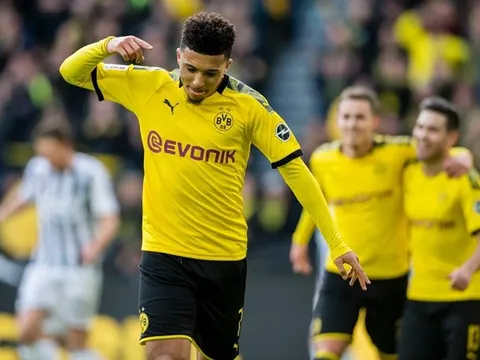 Rio Ferdinand nói thẳng lí do Man Utd nên chiêu mộ Jadan Sancho