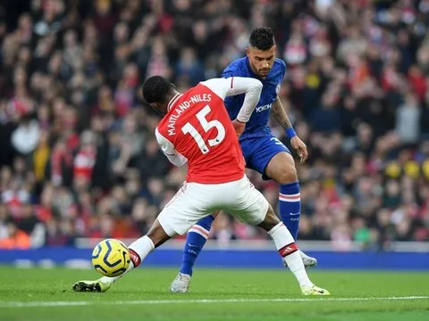 Roberto Mancini khuyên tuyển thủ Italia rời Chelsea