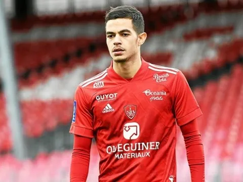 Thay Pogba, Man United tranh sao mai Ligue 1 với PSG