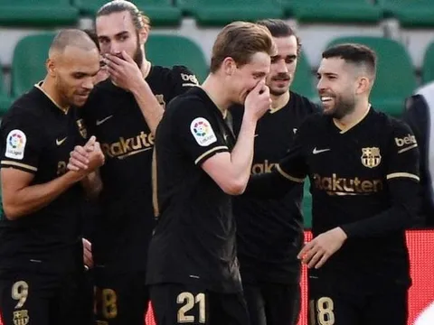 Ronald Koeman khen ngợi 'trò cưng' sau màn trình diễn đẳng cấp