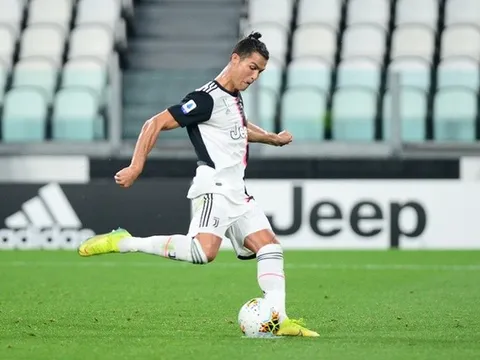 Ronaldo 1 bàn + 2 kiến tạo, Juventus hủy diệt Lecce