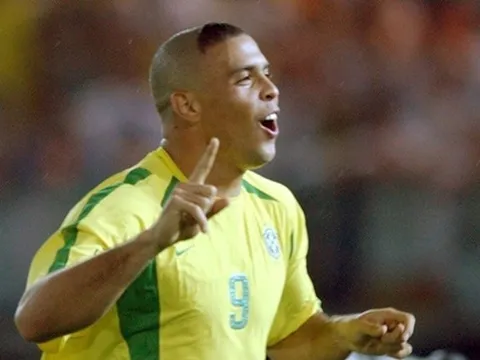 Ronaldo ‘béo’ và bí quyết ghi bàn từ môn futsal