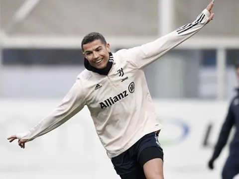 Ronaldo bị "dìm hàng" trước trận đấu đầu tiên trong năm 2021