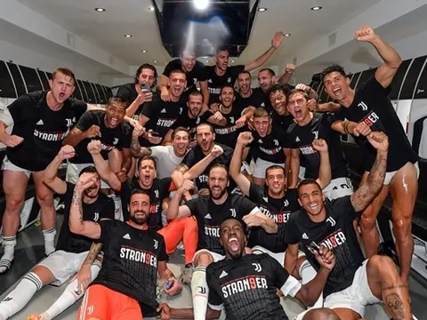 Ronaldo sút hỏng penalty; Juventus vô địch Serie A lần thứ 9 liên tiếp