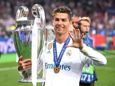"Ronaldo trở lại Real? Tôi không ngạc nhiên!"