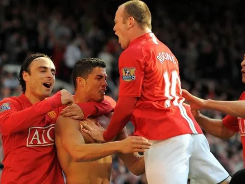 Rooney tiết lộ bí quyết giúp Ronaldo tăng cân thời ở Man Utd