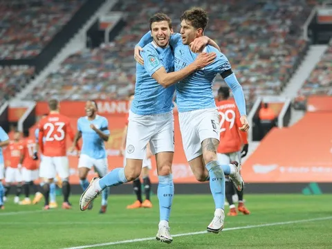 Roy Keane: "Đó là 3 chiếc chìa khóa giúp Man City quật ngã Man Utd"