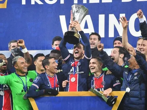 Tới PSG 11 ngày, Mauricio Pochettino đã đoạt ngay danh hiệu đầu tiên