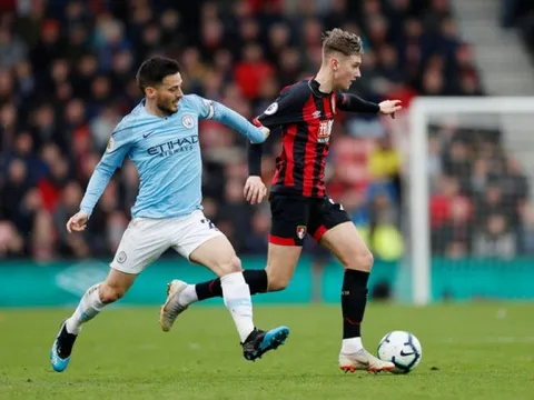 "Khó có thể mong đợi cậu ấy tới Man Utd"