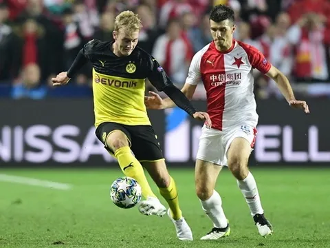 Rực sáng ở C1, tân binh muốn lĩnh xướng luôn hàng công của Dortmund