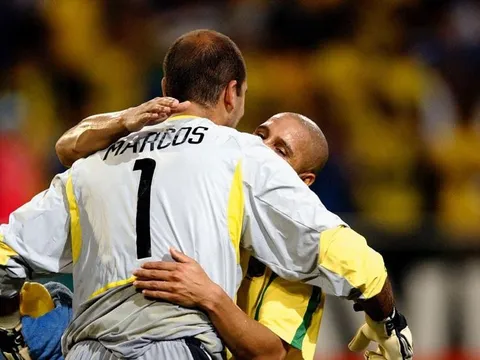 Ngỡ ngàng với đội hình xuất sắc HLV Scolari bầu chọn: Huyền thoại và những cái tên xa lạ