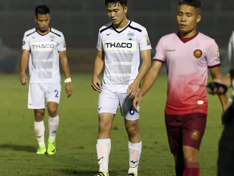 Lịch thi đấu khó nhằn, HAGL "sáng cửa" rớt hạng