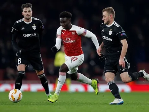 Fan Arsenal: "Dòng điện ở hành lang cánh, có cậu ấy thì khỏi cần Zaha"