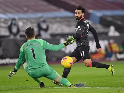 “Salah đã chơi một trận đấu siêu hạng”