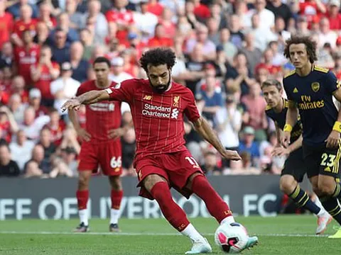 'Đó rõ ràng là 1 quả penalty. Trọng tài chỉ đứng cách 5m'