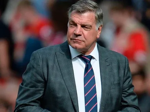 Vì 1 điều, đồng nghiệp Anh 'nhắc khéo' Klopp nên tránh