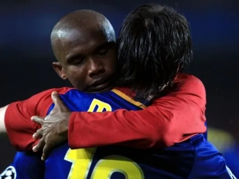 Samuel Eto'o chỉ mặt đặt tên người thừa kế Lionel Messi tại Barcelona