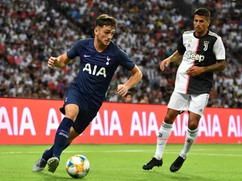 Săn "măng non", Bayern để mắt đến tài năng đóng thế cho Harry Kane