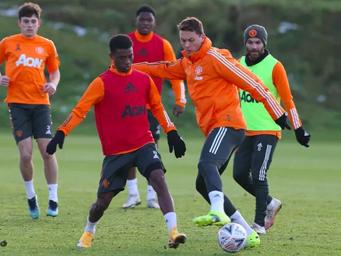 Sân tập rộn ràng, Man Utd sẵn sàng tái đấu Liverpool
