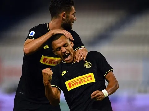 Sanchez xoay compa + đánh đầu đẳng cấp, Inter "phả hơi nóng" vào Juve