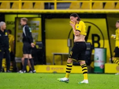 Sancho - Haaland bất lực trước "kẻ khốn cùng", Dortmund thua sốc sau khi mất đĩa bạc