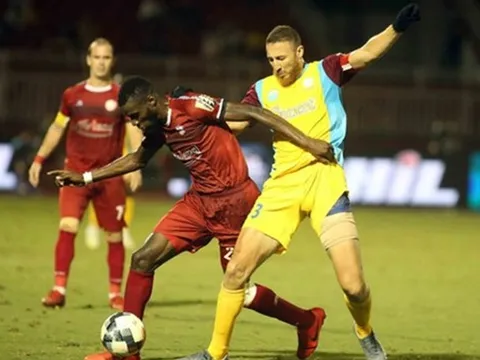 Sanna Khánh Hòa BVN đang đi theo con đường của Hellas Verona 2015 - 2016