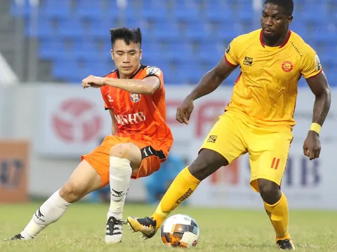 Sanna Khánh Hòa, Thanh Hóa: Sự tương phản thú vị về chiếc ghế HLV trưởng