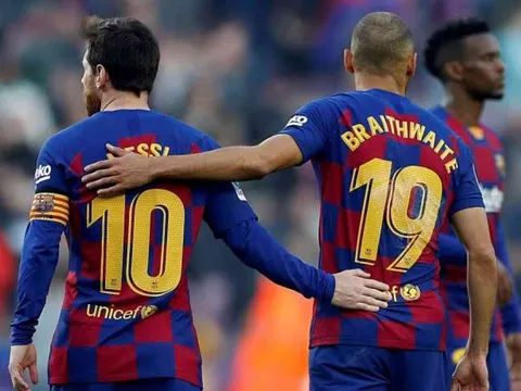 Sao Barca bất ngờ chuyển đến Madrid