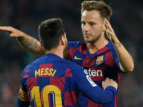 Sao Barca: "Tôi chỉ ra ngoài và vứt rác cách đó 50 mét"