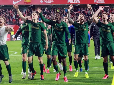 Sao Bilbao thổi kèn ăn mừng chiến tích tại Copa del Rey