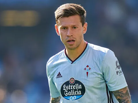 Sao Celta Vigo bỏ qua lệnh cấm, về quê dự sinh nhật 18 tuổi của bạn gái