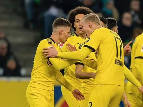 Sao Dortmund "ngán ngẩm": "Haaland ghi bàn quá nhiều rồi, cậu ta nên đổi vai trò"