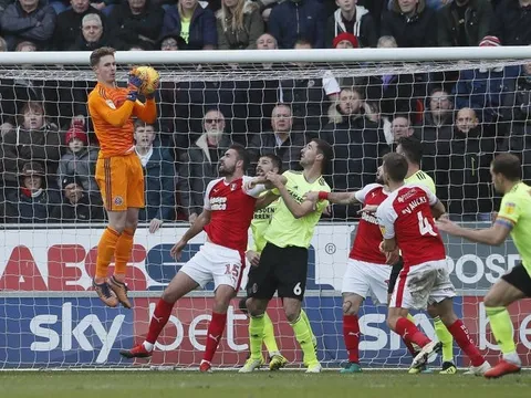 Sao M.U được ca ngợi: "Cậu ấy thực sự quá xuất sắc và điên rồ!"