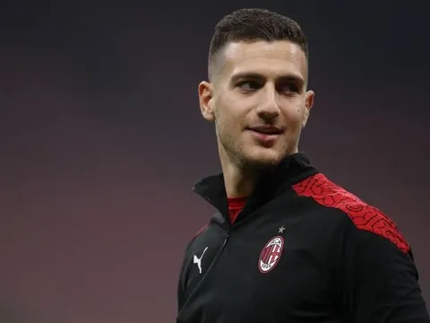 Sao Quỷ đỏ lọt vào đội hình tiêu biểu Serie A