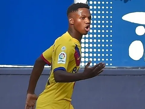 Thần đồng 16 tuổi của Barca nổ súng, vượt qua kỷ lục của Bojan, Messi