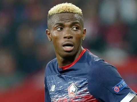 'Sát thủ' Ligue 1 vẫn đợi động thái từ Arsenal và M.U