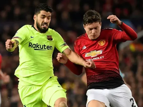 Sau Barca, Man Utd, thêm hai đại gia 'làm bạn' với hạng 8