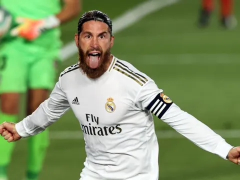Sau Ronaldo, Real lại phạm thêm sai lầm với Ramos?